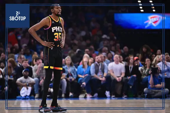 SBOTOP: Khoảnh khắc Kevin Durant chuẩn bị chứng kiến lễ vinh danh vô địch của Thunder