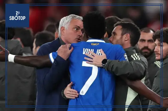 SBOTOP: Diễn biến cáo buộc phân biệt chủng tộc nhắm vào Vinícius Junior từ Gianluca Prestianni ở trận Benfica vs Real Madrid