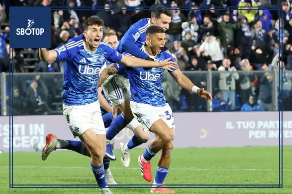 SBOTOP: Como Ngược Dòng Hạ Roma, Đội Quân Của Cesc Fabregas Tiến Gần Vé Champions League